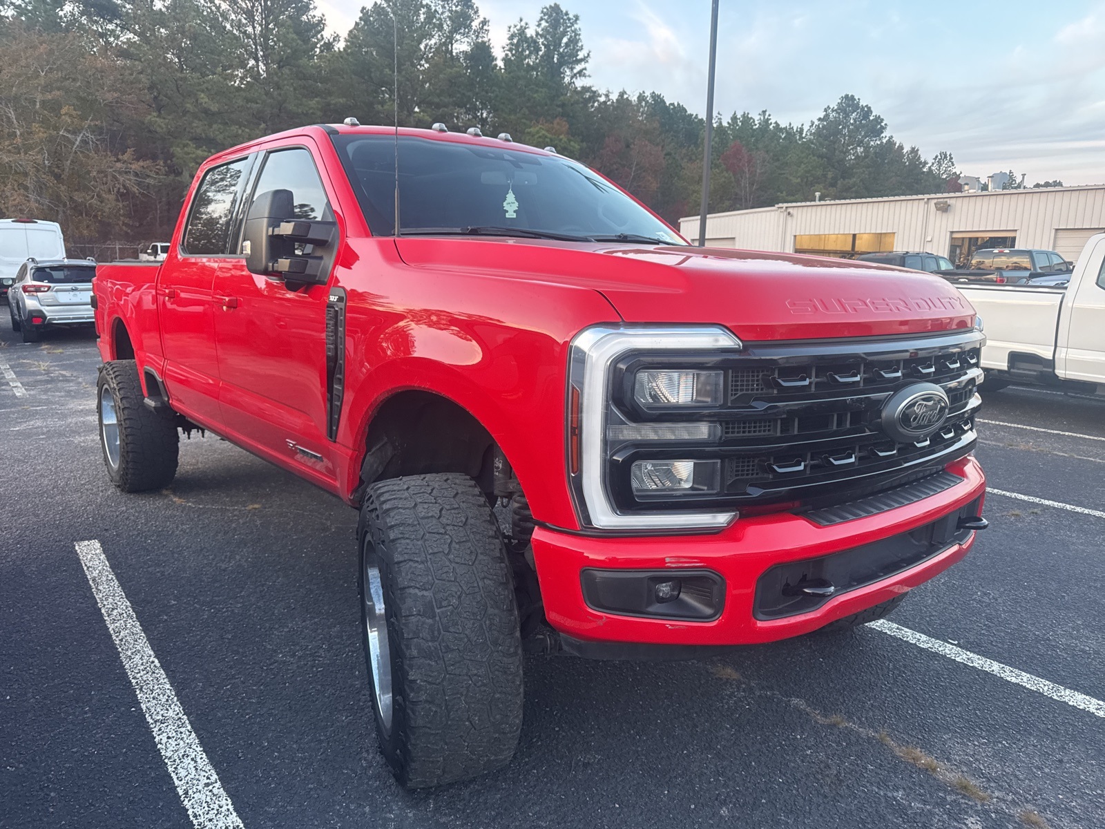2024 Ford Super Duty F-350 SRW XLT