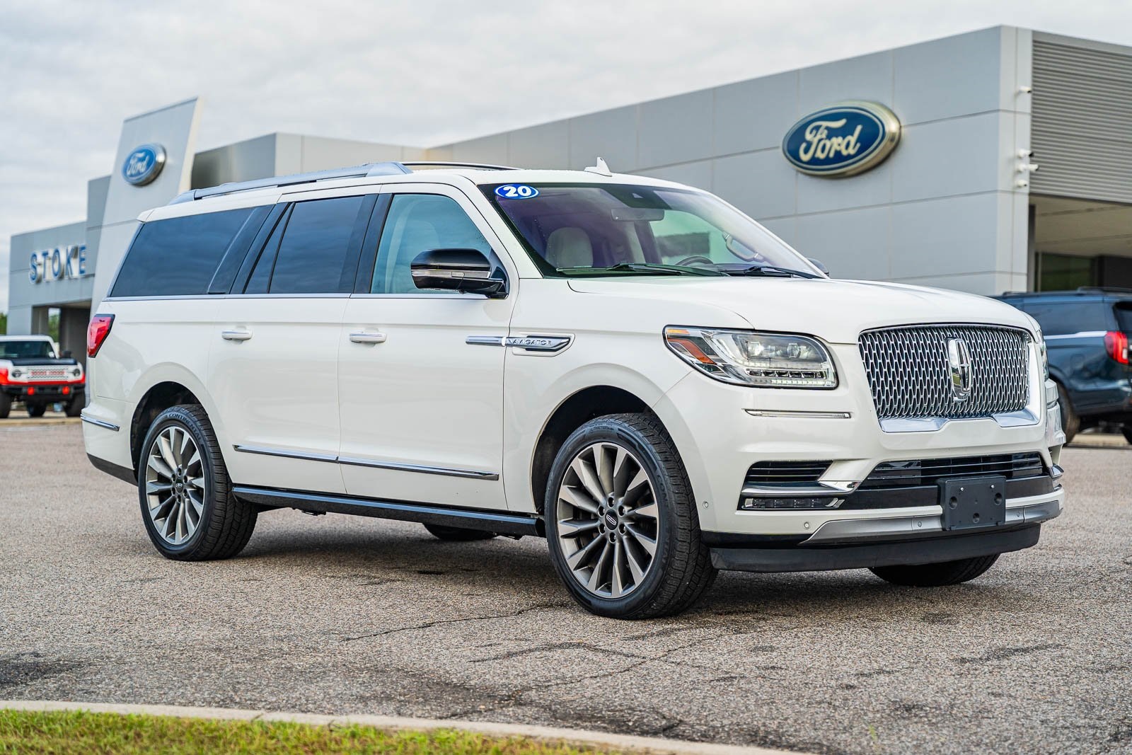 2020 Lincoln Navigator L