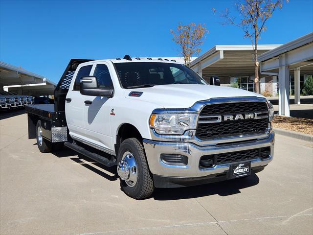 2024 Ram 3500 Chassis Cab RAM 3500 TRADESMAN CREW CAB CHASSIS 4X4 60' CA