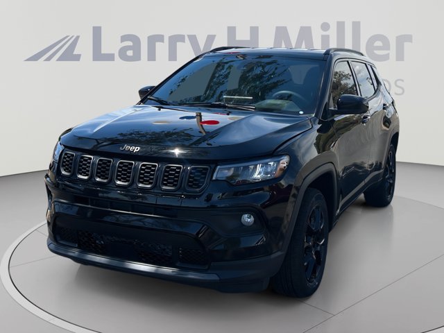 Photo of a 2026 Jeep Grand Cherokee Laredo Altitude for sale