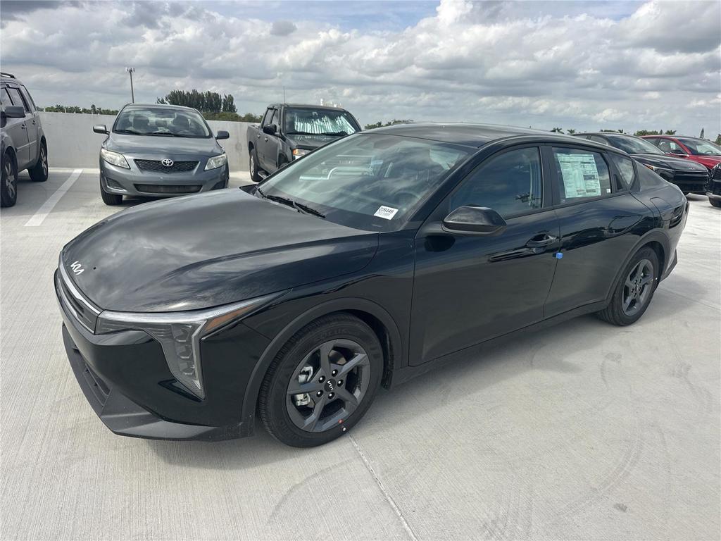 2025 Kia K4