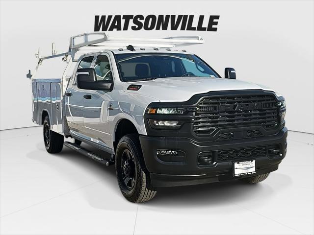 2026 Ram 3500 Chassis Cab RAM 3500 TRADESMAN CREW CAB CHASSIS 4X4 60' CA