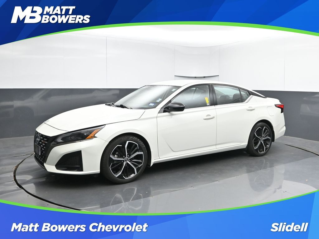 2023 Nissan Altima 2.5 SR