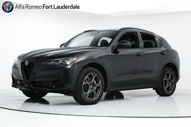 2025 Alfa Romeo Stelvio