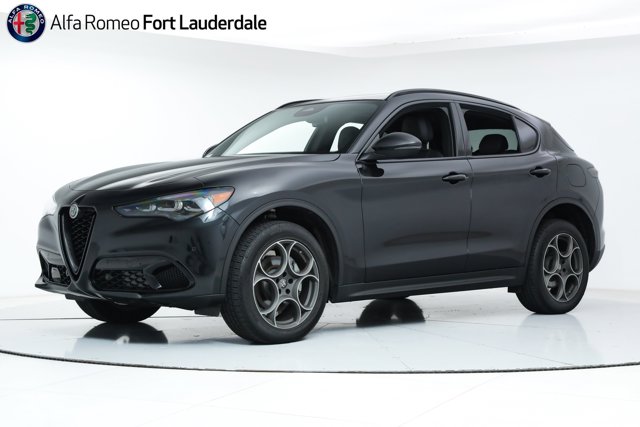 2025 Alfa Romeo Stelvio