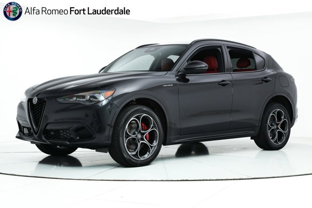2025 Alfa Romeo Stelvio