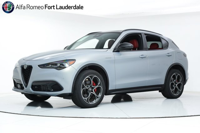 2025 Alfa Romeo Stelvio