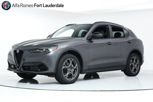 2025 Alfa Romeo Stelvio
