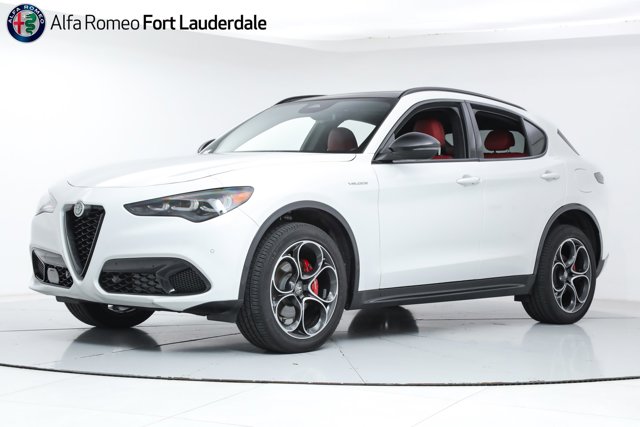 2025 Alfa Romeo Stelvio