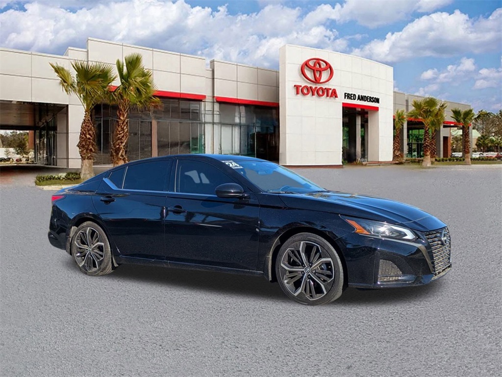 2024 Nissan Altima 2.5 SR