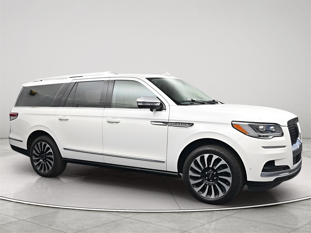 2023 Lincoln Navigator L Black Label