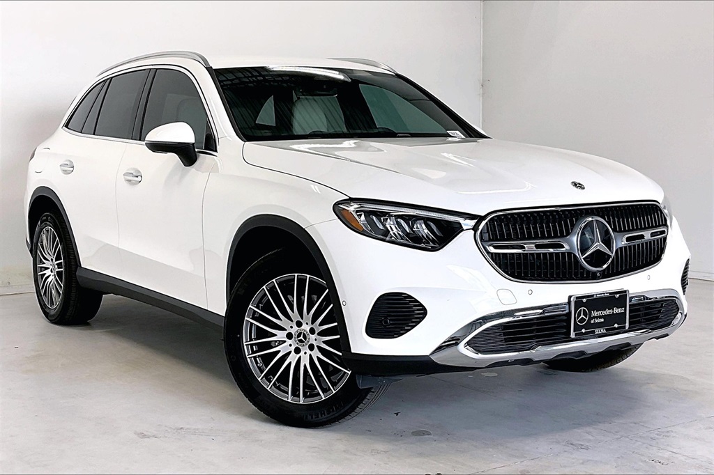 2025 Mercedes-Benz GLC