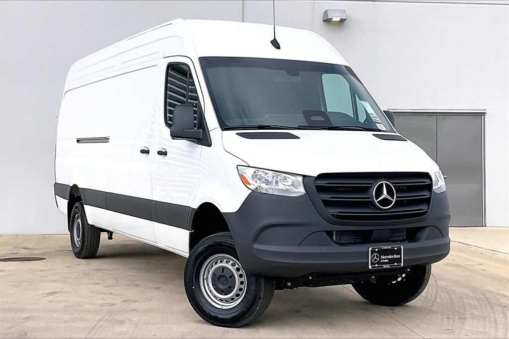 2025 Mercedes-Benz Sprinter Cargo Van Cargo 170 WB