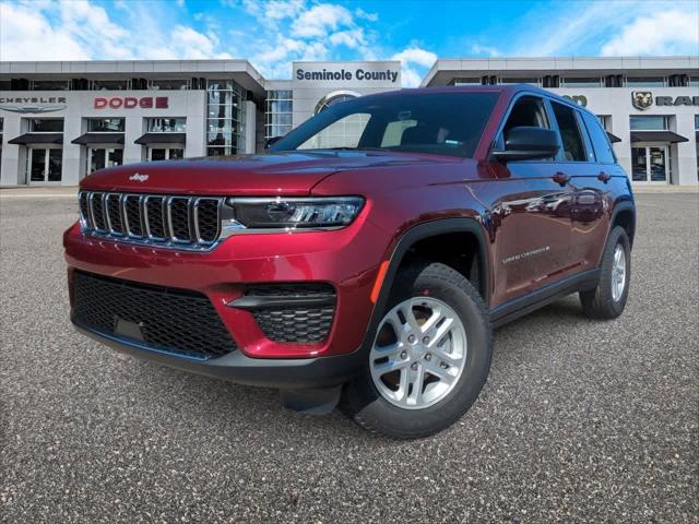 2025 Jeep Grand Cherokee GRAND CHEROKEE LAREDO 4X4