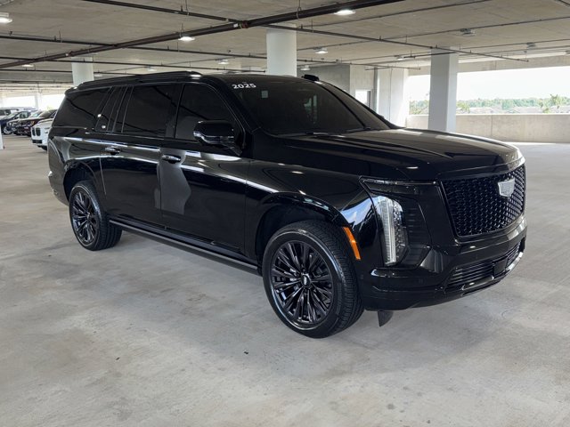 2025 Cadillac Escalade Esv