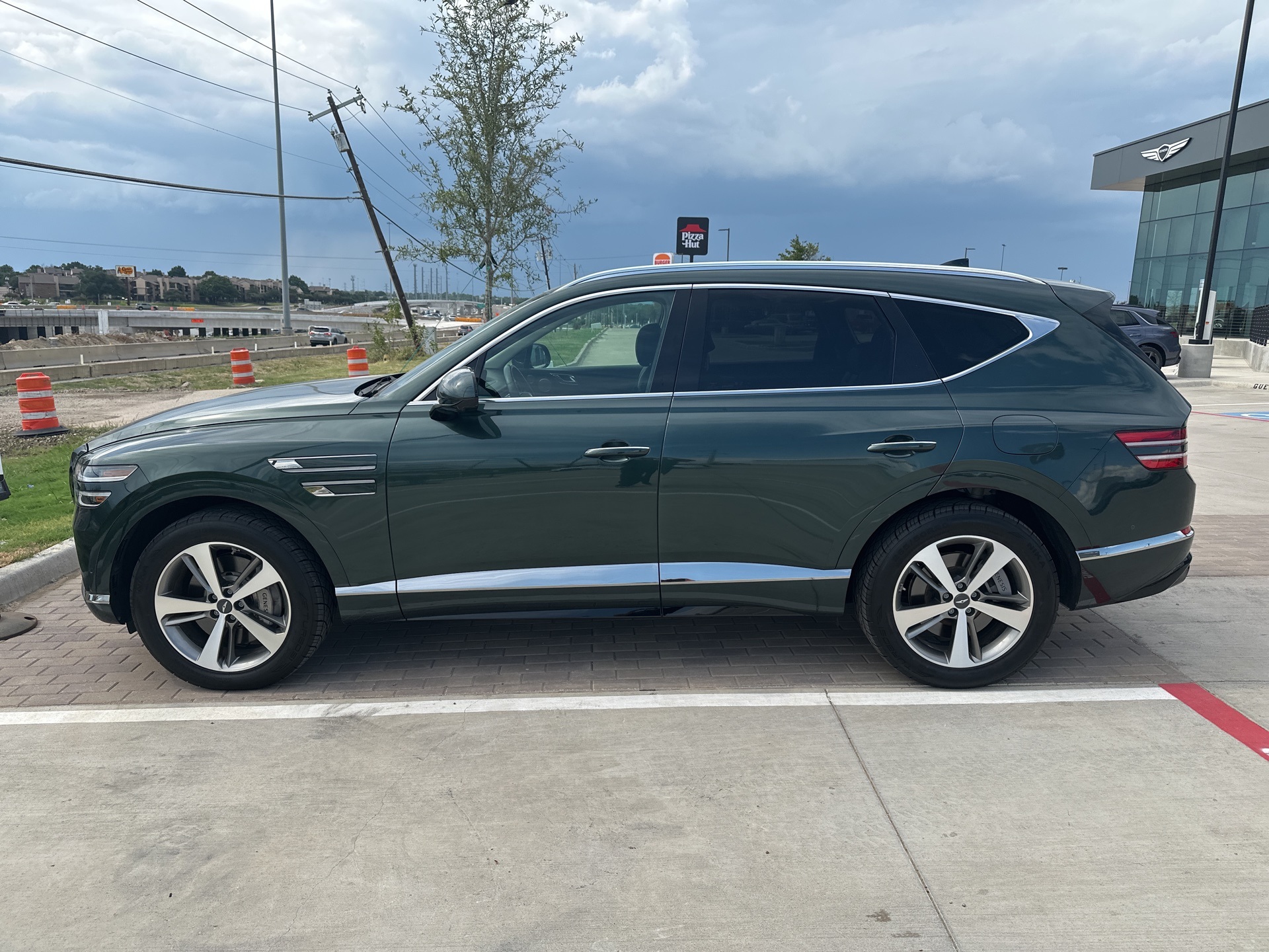 2023 Genesis GV80