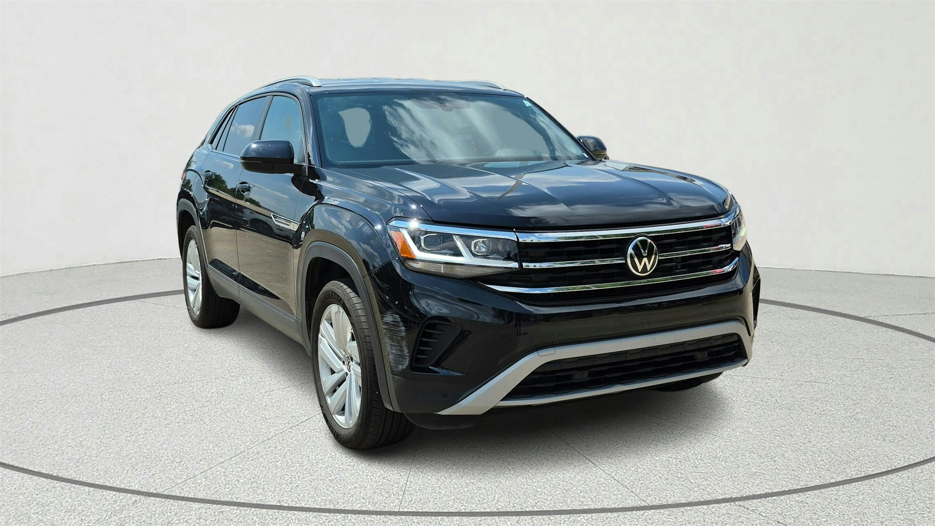 2022 Volkswagen Atlas Cross Sport 3.6L V6 SE w/Technology