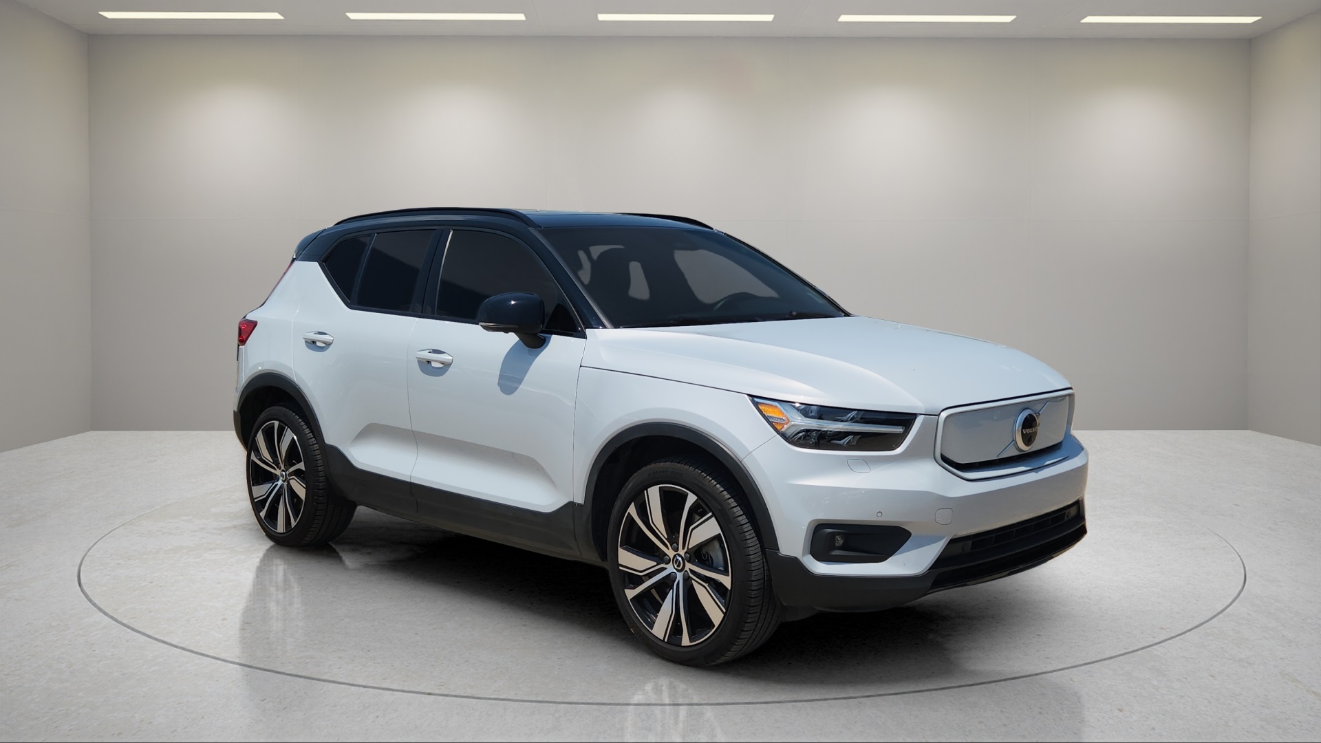 2021 Volvo XC40