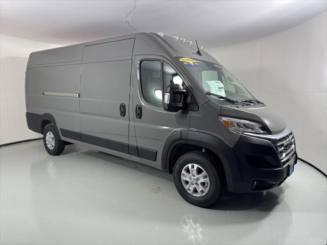 2025 Ram ProMaster Cargo Van RAM PROMASTER 3500 SLT CARGO VAN HIGH ROOF 159' WB EXT