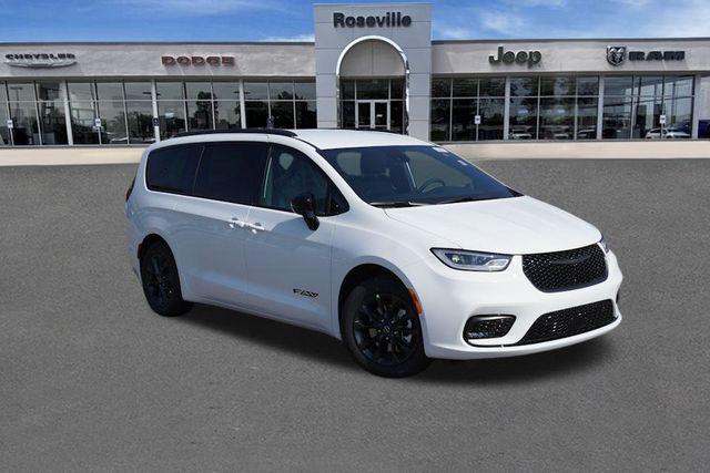 2025 Chrysler Pacifica