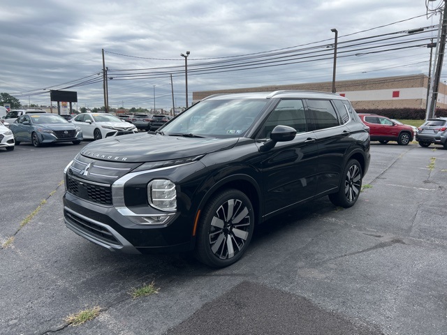 2025 Mitsubishi Outlander Platinum Edition