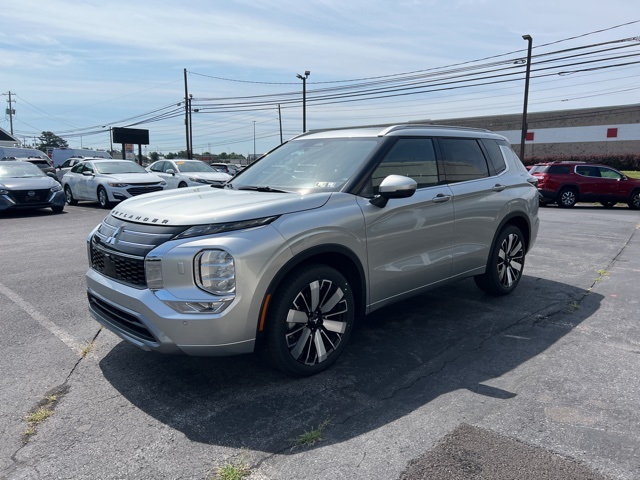 2025 Mitsubishi Outlander SEL