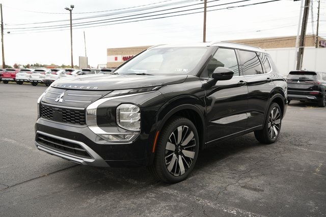 2025 Mitsubishi Outlander Platinum Edition