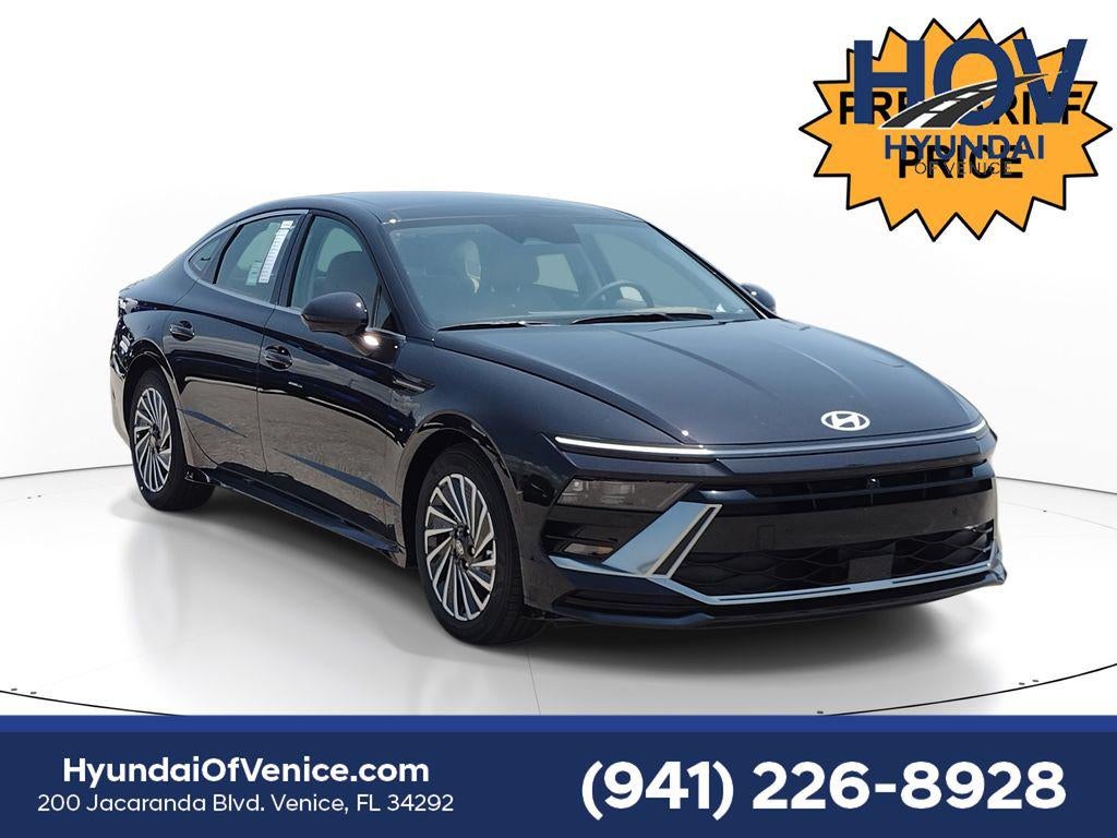 2025 Hyundai Sonata Hybrid