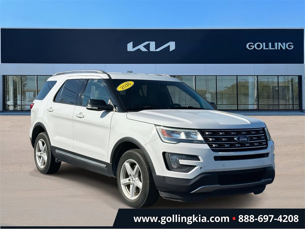 2016 Ford Explorer