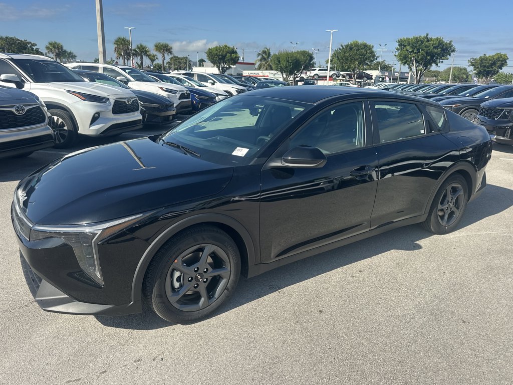 2025 Kia K4