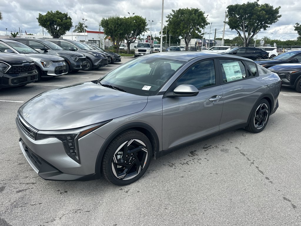 2025 Kia K4 EX