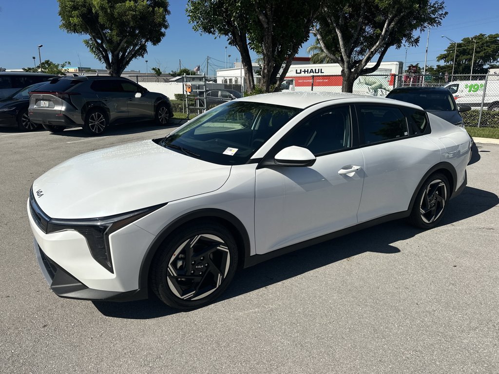 2025 Kia K4 EX