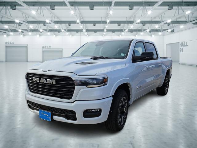 2025 Ram 1500 RAM 1500 LARAMIE CREW CAB 4X4 5'7' BOX