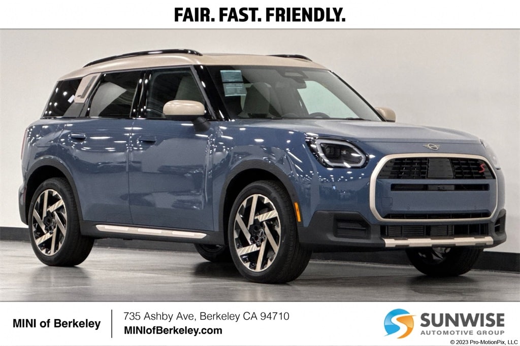 2025 MINI Countryman Base