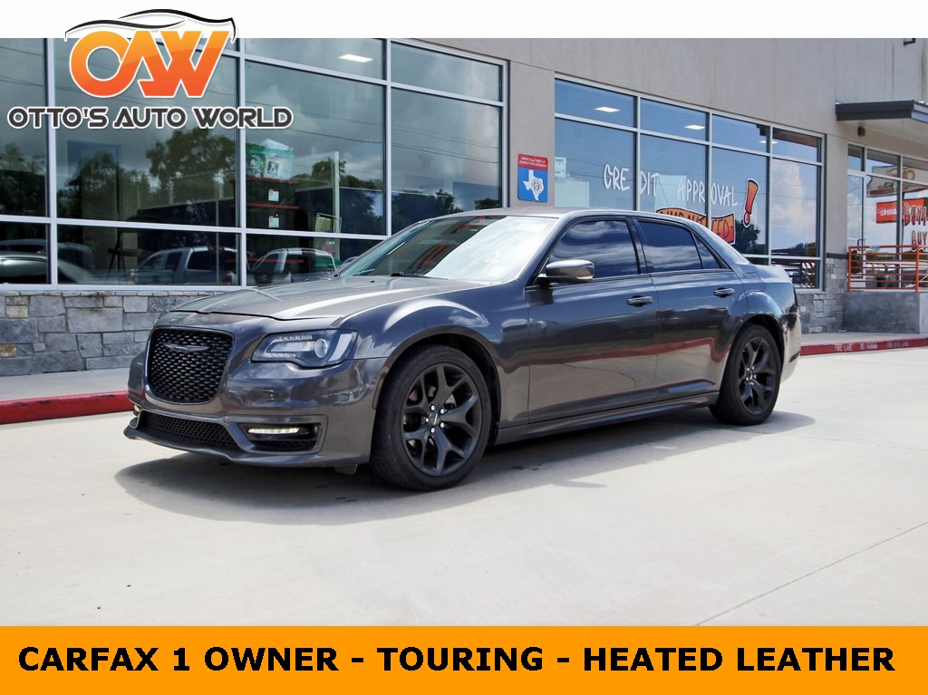 2022 Chrysler 300