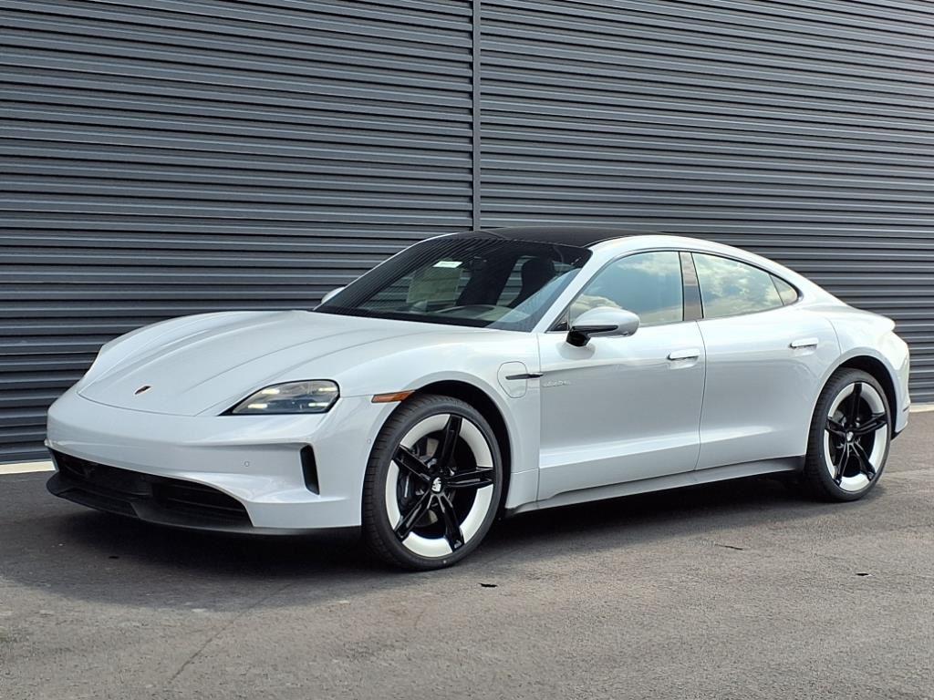 2025 Porsche Taycan 4