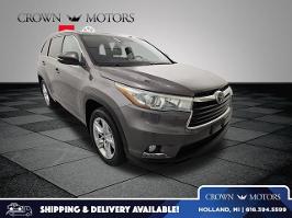 2014 Toyota Highlander with Gray Exterior
