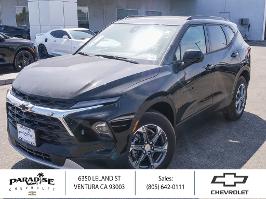 2025 Chevrolet Blazer with Black Exterior
