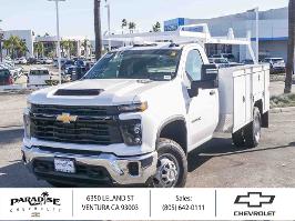 2026 Chevrolet Silverado 3500HD CC with Summit White Exterior