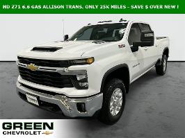 2024 Chevrolet Silverado 2500HD with Summit White Exterior
