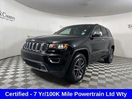 2022 Jeep Grand Cherokee WK with Diamond Black Crystal Pearlcoat Exterior