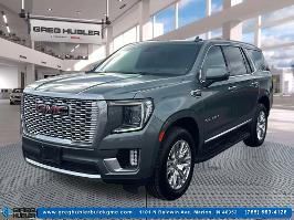 2024 GMC Yukon with Green Exterior