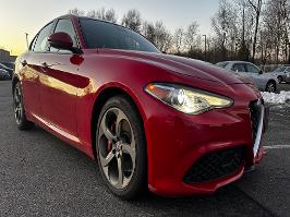 2018 Alfa Romeo Giulia with Alfa Rosso Exterior