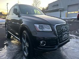 2014 Audi Q5 with Monsoon Gray Metallic Exterior