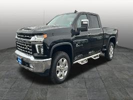 2021 Chevrolet Silverado 2500HD with Black Exterior