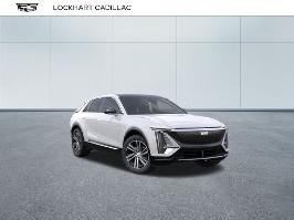 2025 Cadillac LYRIQ with Crystal White Tricoat Exterior