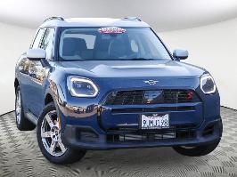 2025 MINI Countryman Signature Plus