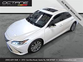 2021 Lexus ES with Eminent White P Exterior