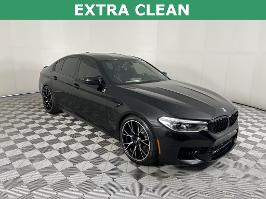 2019 BMW M5 with Black Sapphire Metallic Exterior