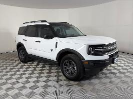 2023 Ford Bronco Sport with Oxford White Exterior